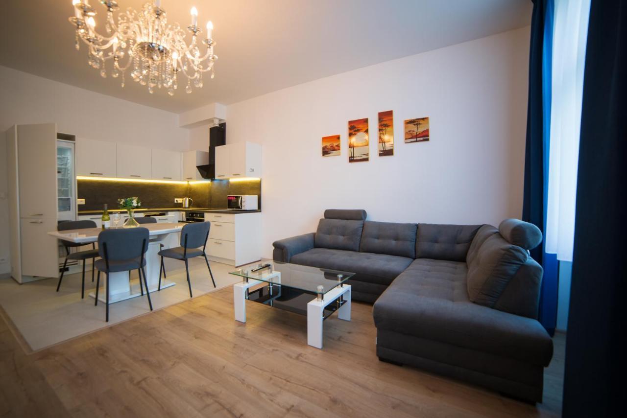 Top Class Apartments In Carlsbad Karlovy Vary Esterno foto