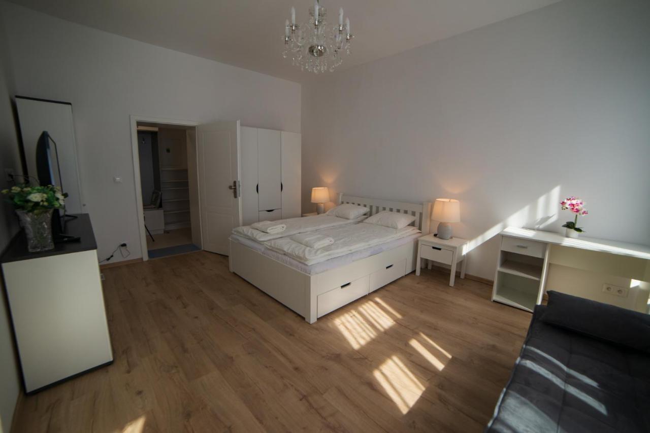 Top Class Apartments In Carlsbad Karlovy Vary Esterno foto